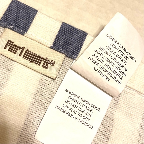 PIER 1 IMPORTS Nautical Stripe Fish Lace Embroidered Zig Zag Towel 29 x 17 in - Picture 8 of 10